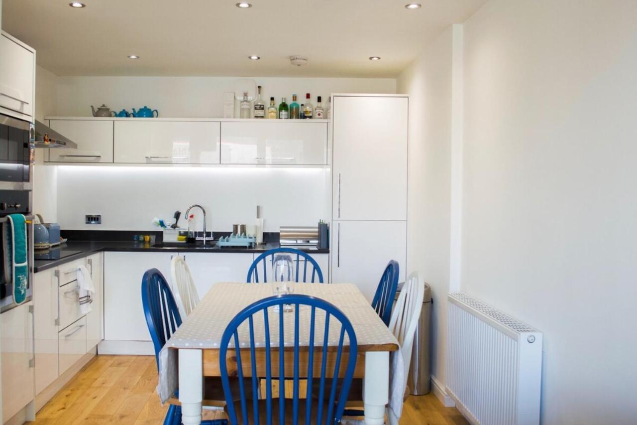 Modern Home By Leith Walk 爱丁堡 外观 照片