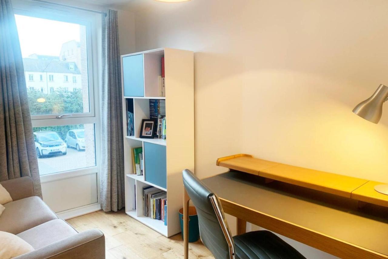 Modern Home By Leith Walk 爱丁堡 外观 照片