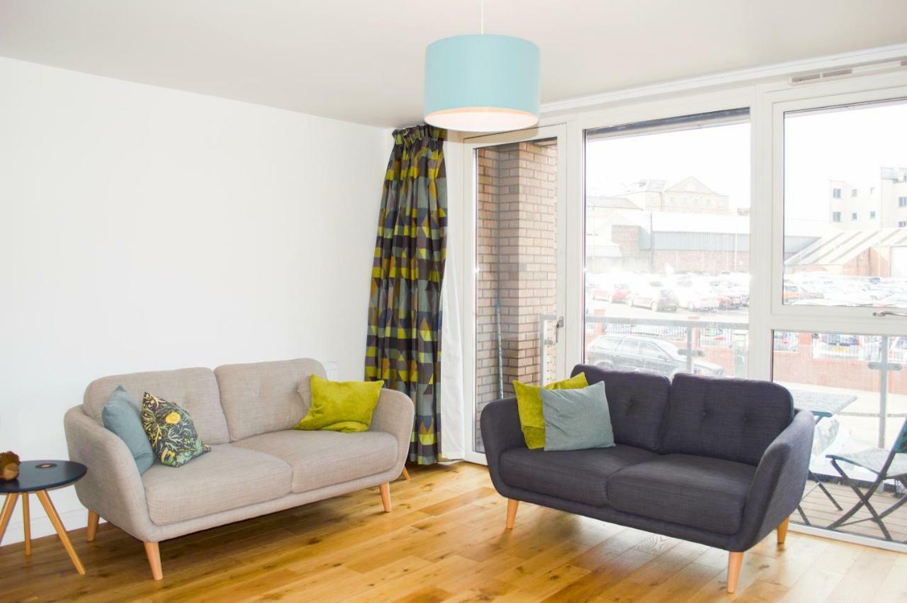 Modern Home By Leith Walk 爱丁堡 外观 照片